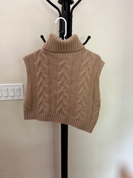 Zara Sweaters - Zara Stylish Tan Turtleneck Cable Knit Sleeveless Vest Sweater